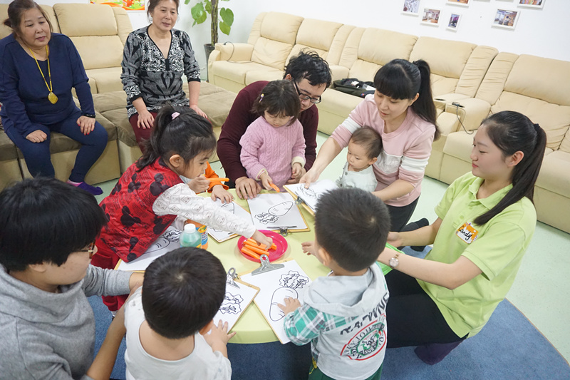 NYC紐約國(guó)際邯鄲早教中心《蘿卜回來了》繪本故事