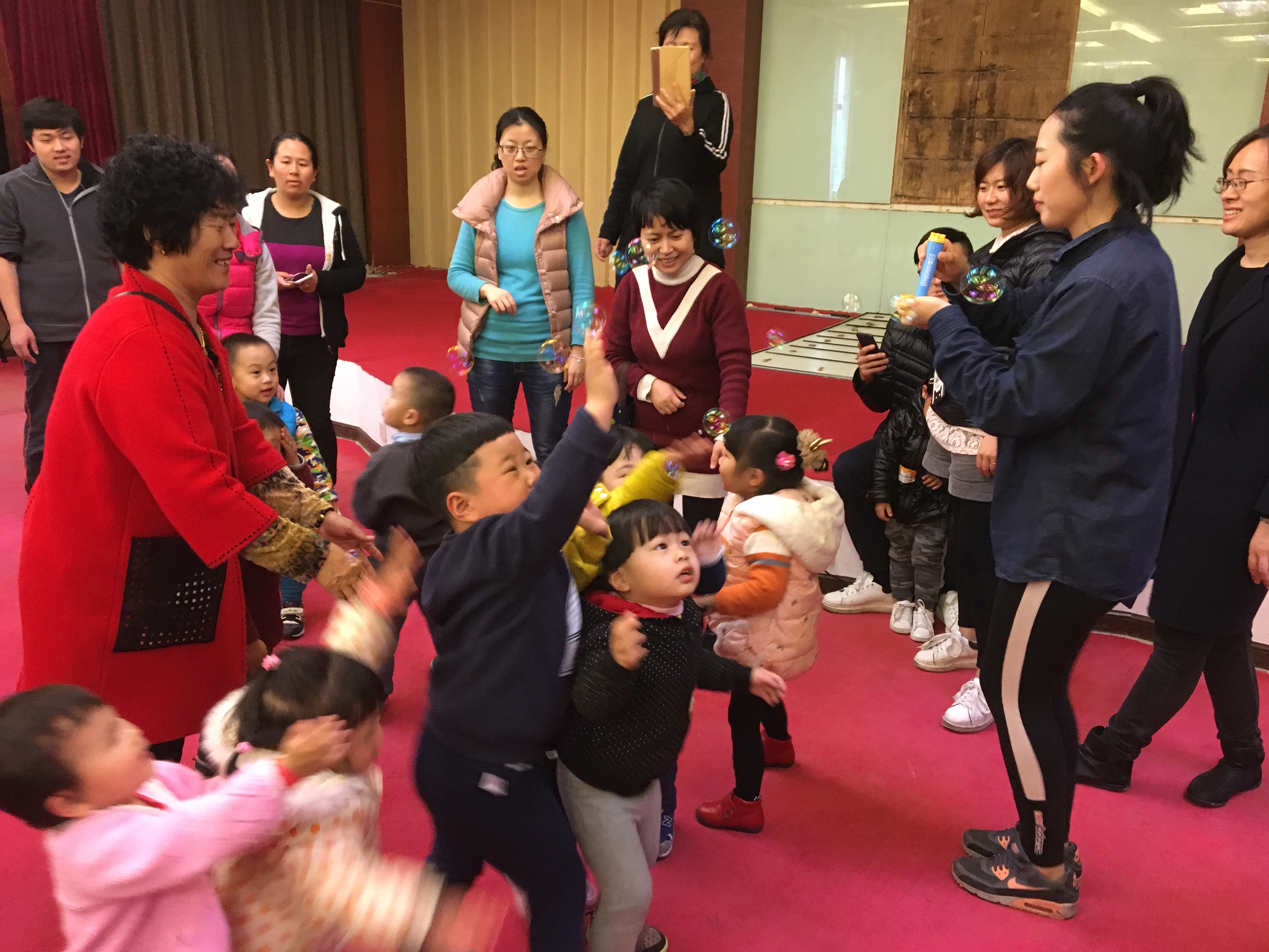 NYC紐約國際上海仲盛中心：采草莓一日游活動(dòng)回顧