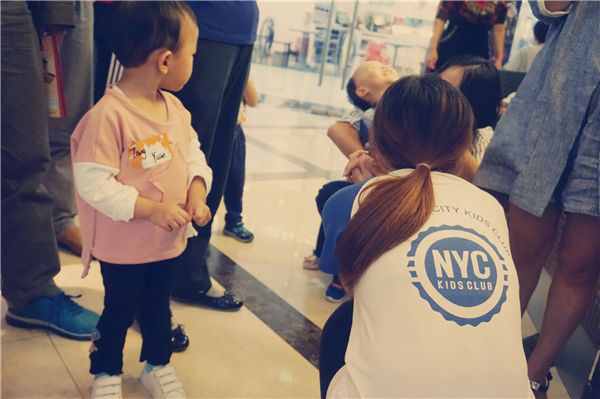 NYC紐約國際杭州遠(yuǎn)洋樂堤港早教中心哈根達(dá)斯DIY活動回顧（上）