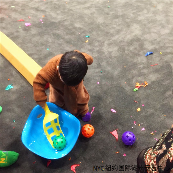 NYC紐約國際湖州安吉早教中心圣誕節(jié)派對