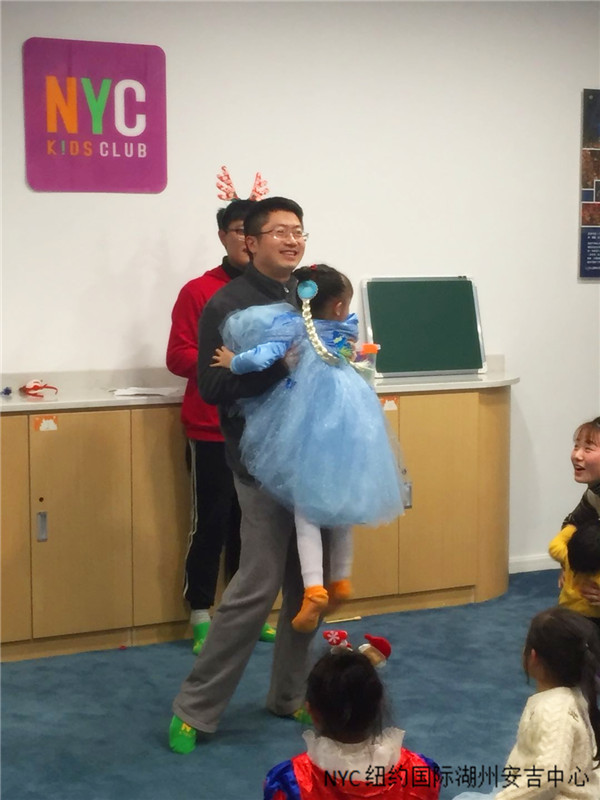 NYC紐約國際湖州安吉早教中心圣誕節(jié)派對