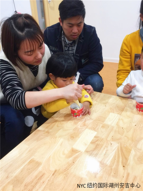 NYC紐約國際湖州安吉早教中心圣誕節(jié)派對